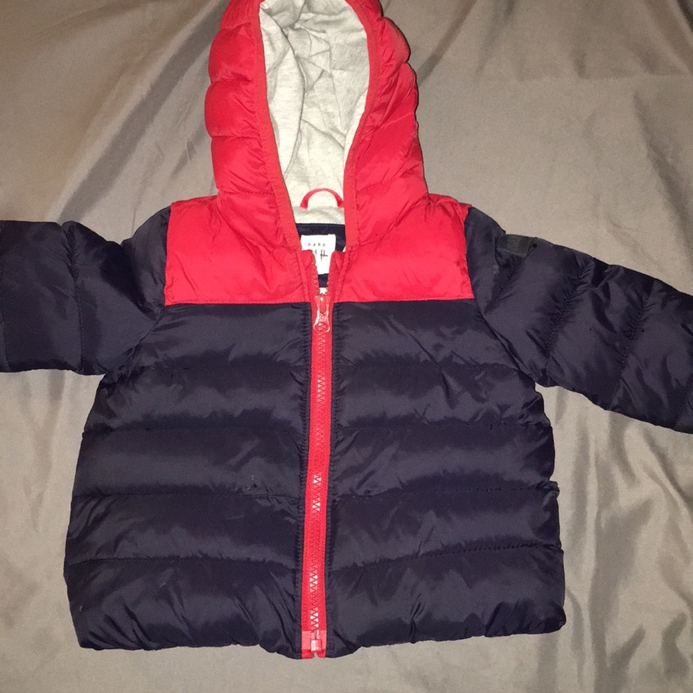 Baby gap puffer coat size 12-18 months
